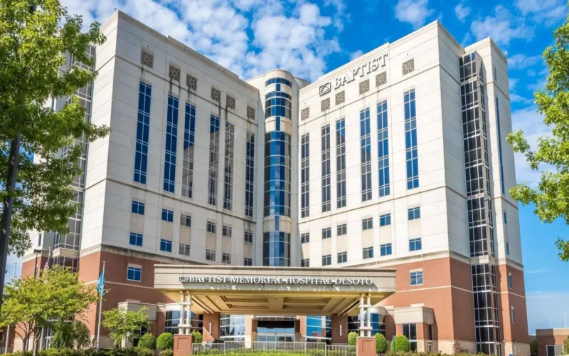 Baptist Desoto front entrance.